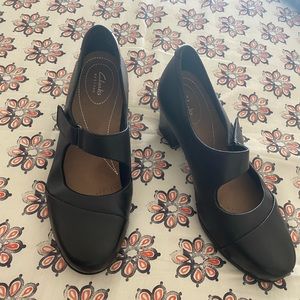 clarks flight attendant shoes